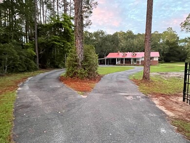 93 E Ivan Rd, Crawfordville, FL 32327 - photo 3