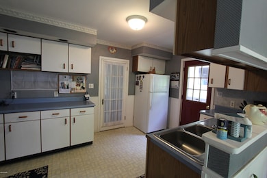 1774 N Main St, Honesdale, PA 18431 - photo 3