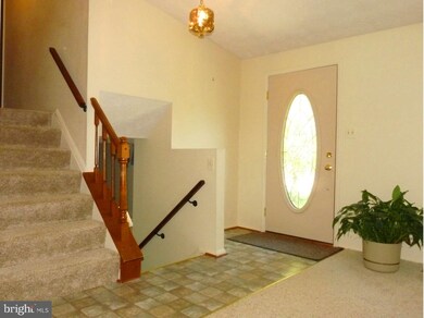 4 Box Cir, Essex, MD 21221 - photo 2