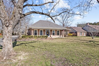 2-web-or-mls-405 Kilbourne Cir-2