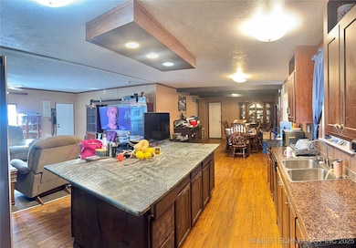 827 Graham Rd, Stroud, OK 74079 - photo 6