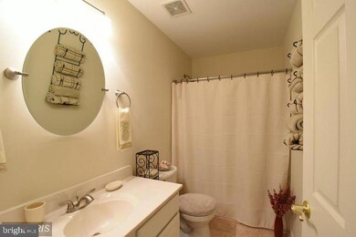 17544 October Glory Loop, Dumfries, VA 22026 - photo 7