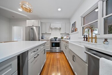 18 Bennett St unit 1, Manchester, MA 01944 - photo 3