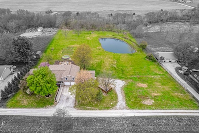 25833 N hwy 41-17