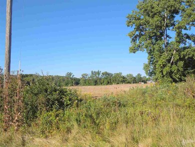 16900 Shadow Glen Dr, Leo, IN 46765 - photo 3