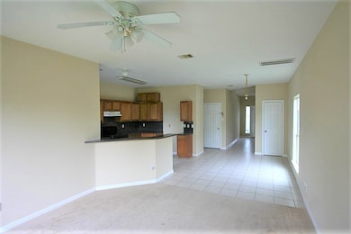 9606 Ashville Dr unit B, Houston, TX 77051 - photo 2