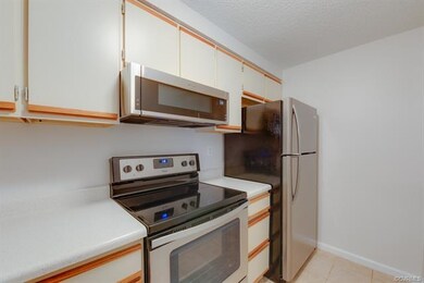 Brand new stove, refrigerator and over the counter