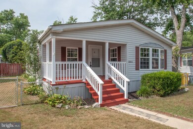 4751 Flanders Ln, Harwood, MD 20776 - photo 3