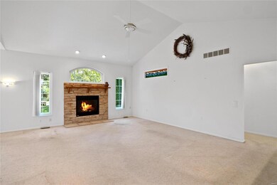 2 Fox Mill Dr, Maryville, IL 62062 - photo 7