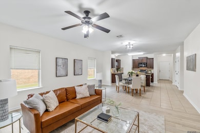 23317 Conifer Dr, Denham Springs, LA 70726 - photo 4