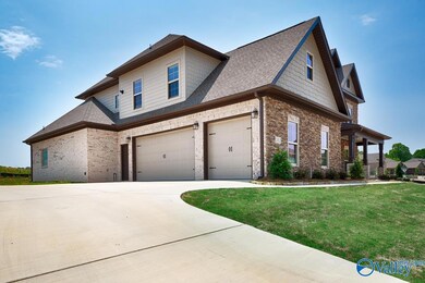 Georgetown Plan Goose Hill Bend, Madison, AL 35756 - photo 5