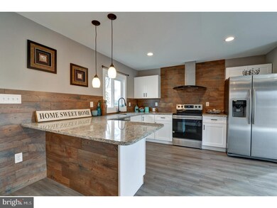 70 Blue Ridge Dr, Levittown, PA 19057 - photo 7