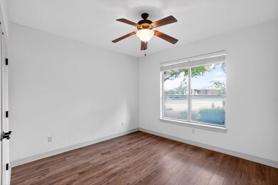 304 Speed Horse, Liberty Hill, TX 78642 - photo 6