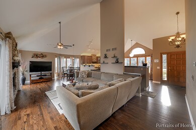 721 Young Ave unit 1, Batavia, IL 60510 - photo 6