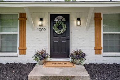 1009 Calcutta St, Hurst, TX 76053 - photo 4