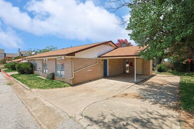 2637 W Randol Mill Rd unit C, Arlington, TX 76012 - photo 2