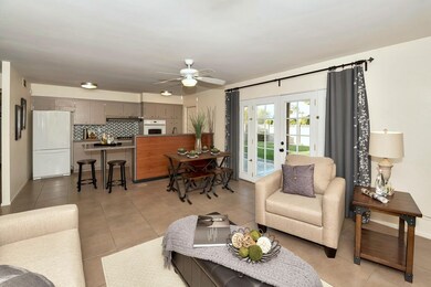 6 Family Kitchen 3