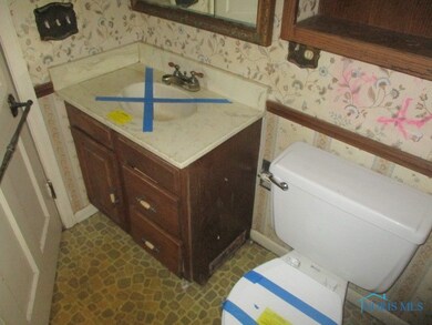 105 Orville Dr, Toledo, OH 43612 - photo 7