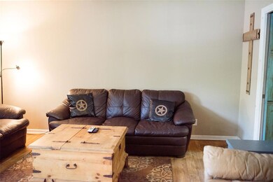 2014 N Main St, Bonham, TX 75418 - photo 5