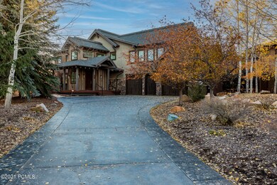 3_Exterior_high_3779904