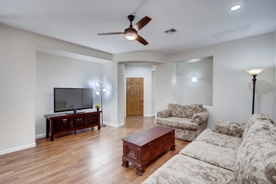 856 E Wat-002-17-Living Ro-MLS_Size