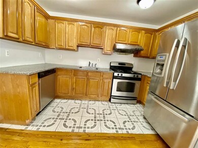 216 Kearney Ave, Jersey City, NJ 07305 - photo 7