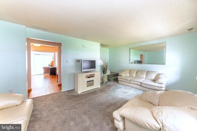 239 Strawbridge Ln, Mullica Hill, NJ 08062 - photo 3