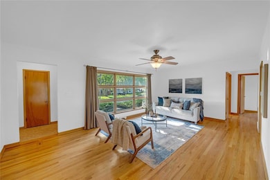 2511 53rd St, Des Moines, IA 50310 - photo 6