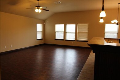 4510 Hawk Owl Dr, Norman, OK 73072 - photo 2