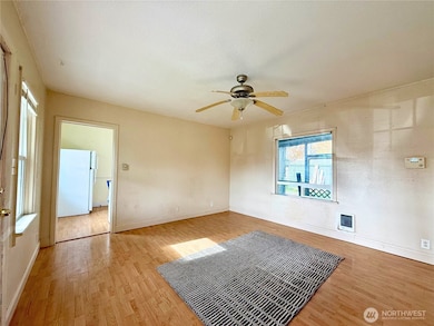 3102 Garfield St, Longview, WA 98632 - photo 4