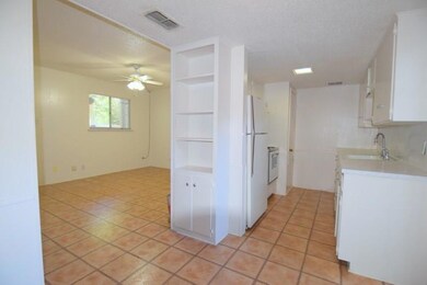 3707 Tom Green St unit 4, Austin, TX 78705 - photo 2