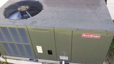 744 Periwinkle Cir, Sebastian, FL 32976 - photo 4