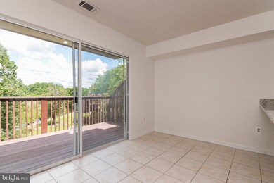 18142 Windsor Hill Dr, Olney, MD 20832 - photo 5