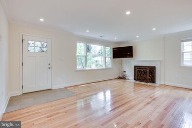 104 Floral Dr, Gaithersburg, MD 20877 - photo 6