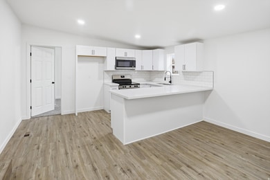 1320 W Indiana Ave, Salt Lake City, UT 84104 - photo 3