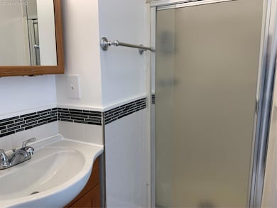 14 Bayville Ave unit 4, Bayville, NY 11709 - photo 7