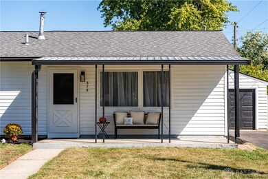 379 Franklin Ave, Xenia, OH 45385 - photo 2