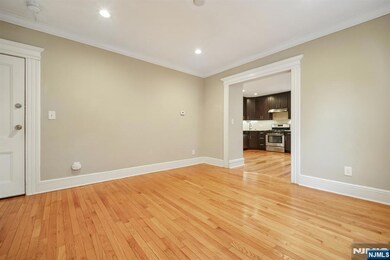 159 Valley Rd unit 2, Montclair, NJ 07042 - photo 6