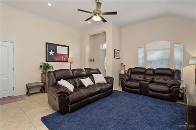 3705 Oriole Dr, Mission, TX 78572 - photo 2