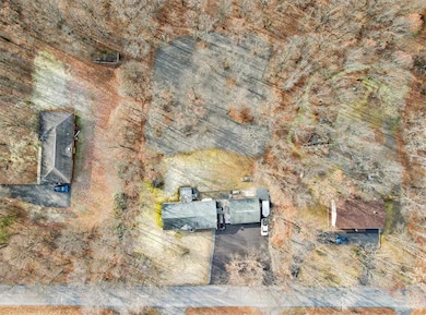 173 Shenkel Rd, Effort, PA 18330 - photo 3