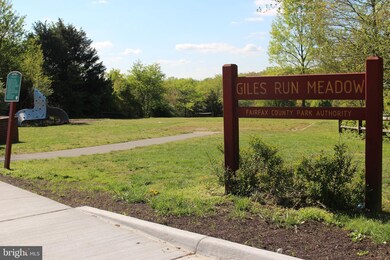 9162 Snowden Ashford Rd, Lorton, VA 22079 - photo 3