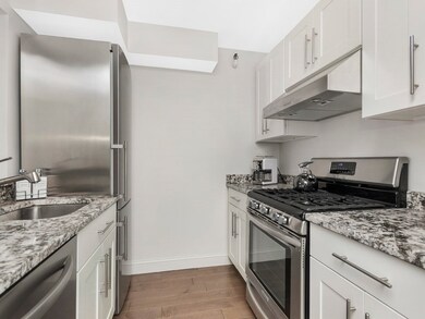 Parris Landing unit 5402, Charlestown, MA 02129 - photo 6