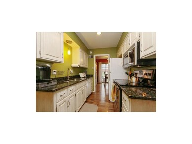 10203 Edelweiss Cir, Shawnee, KS 66203 - photo 7