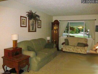 6396 Southview Dr, New Franklin, OH 44216 - photo 7