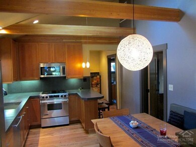 742 NE 12th St, Bend, OR 97701 - photo 6