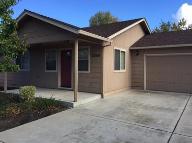 2366 Corona Ave, Medford, OR 97504 - photo 3