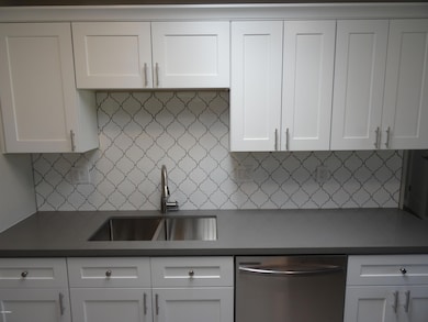 10301 W Highwood Ln, Sun City, AZ 85373 - photo 2