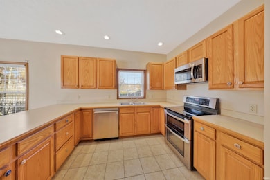 3104 Roselawn Dr, Evansville, IN 47711 - photo 6