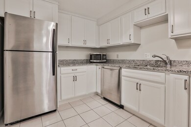 207 Cannongate III, Nashua, NH 03063 - photo 3