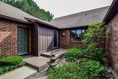 003-Front_View-4414634-medium
